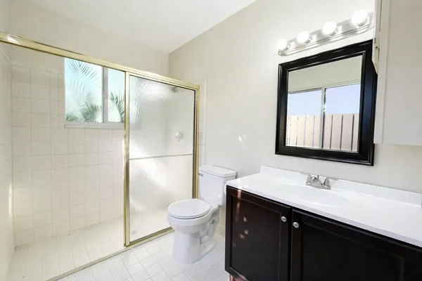 $2,250 | 1948 Discovery Circle East, Unit 1948, Deerfield Beach, FL 33442