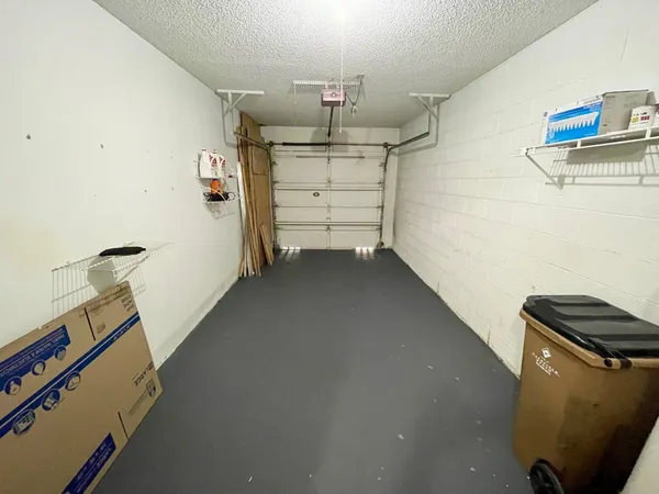 $2,250 | 1948 Discovery Circle East, Unit 1948, Deerfield Beach, FL 33442