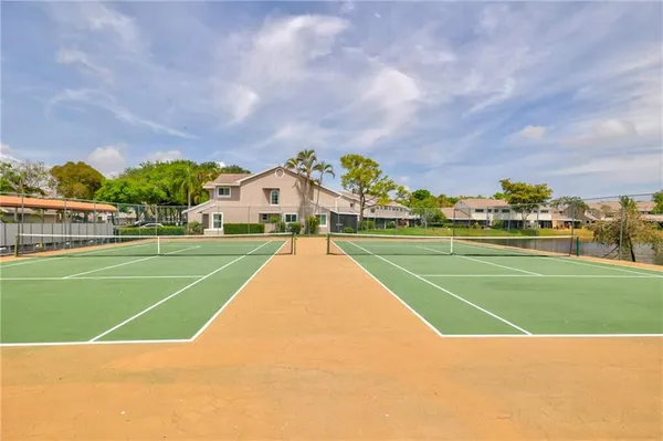 $2,250 | 1948 Discovery Circle East, Unit 1948, Deerfield Beach, FL 33442