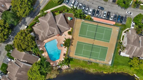 $2,250 | 1948 Discovery Circle East, Unit 1948, Deerfield Beach, FL 33442