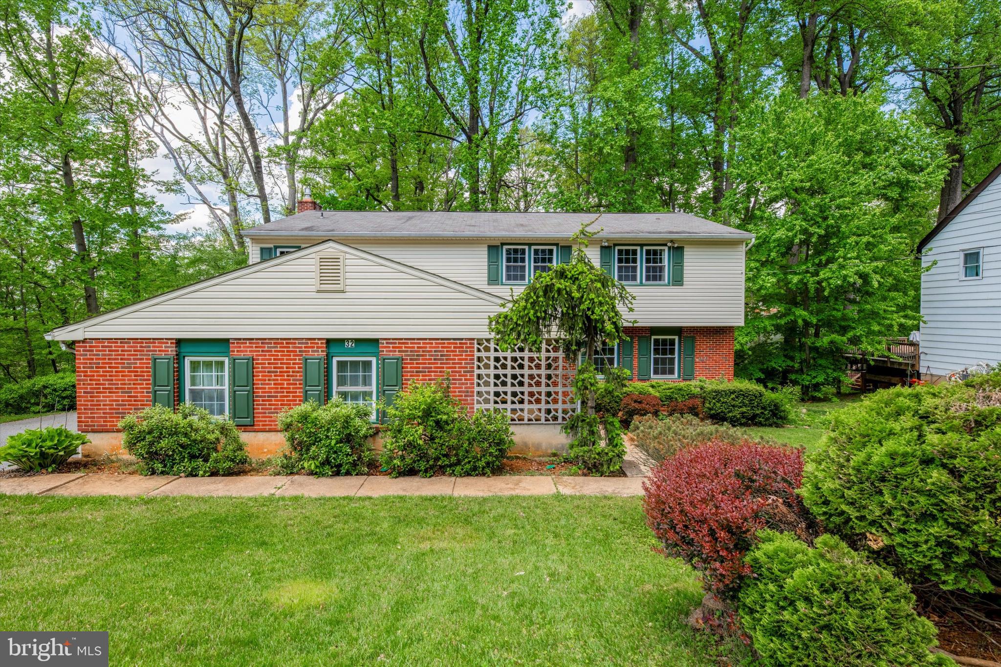 32 Blue Jay Drive Newark, DE 19713 - Photo 2 of 38
