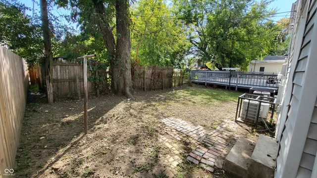 $945 | 653 Birch Avenue, Indianapolis, IN 46221