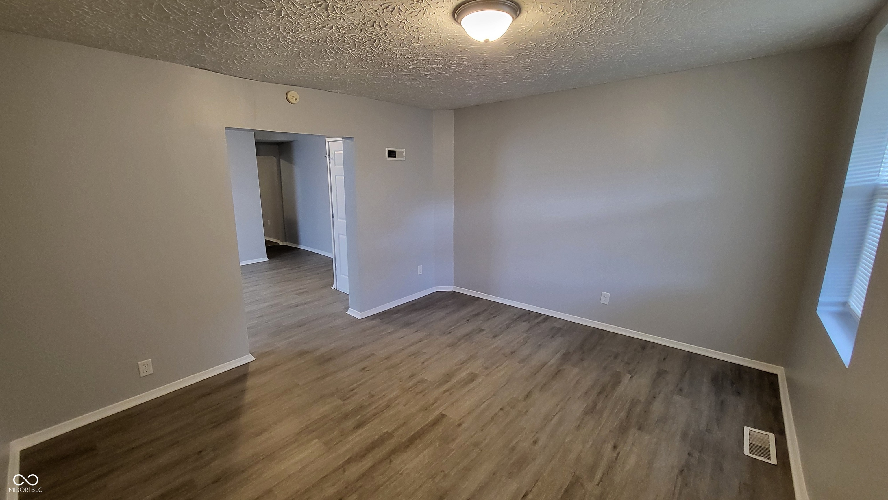 653 Birch Avenue Indianapolis, IN 46221 - Photo 4 of 18