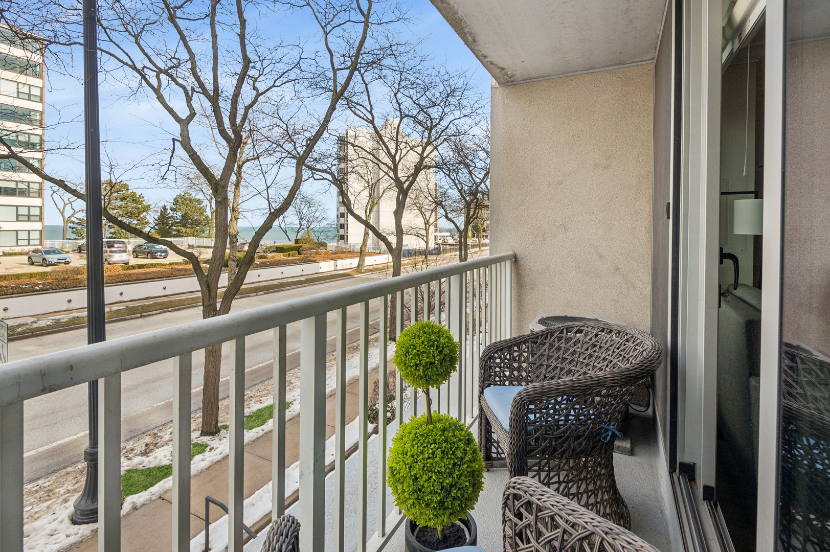 1625 Sheridan Road, Unit 204 Wilmette, IL 60091 - Photo 11 of 16 a view of a balcony with chairs