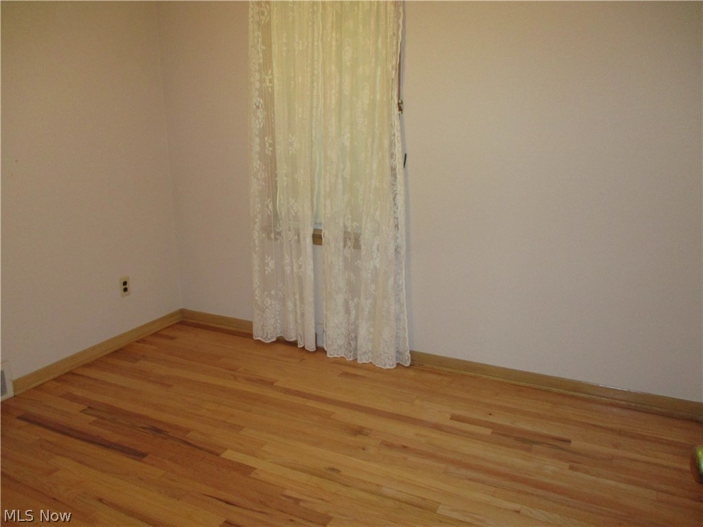 13024 Grannis Road Cleveland, OH 44125 - Photo 10 of 23 Gallery Image 10
