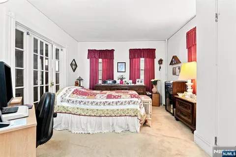 $575,000 | 60 Martin Road, Verona, NJ 07044