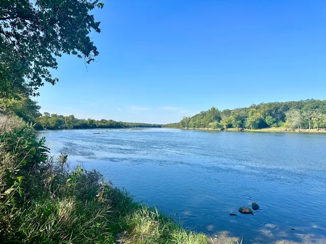 a view of a park with welcome board