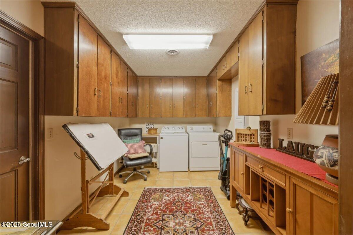 554 Old Plantation Road Jekyll Island, GA 31527 - Photo 25 of 58 Laundry room