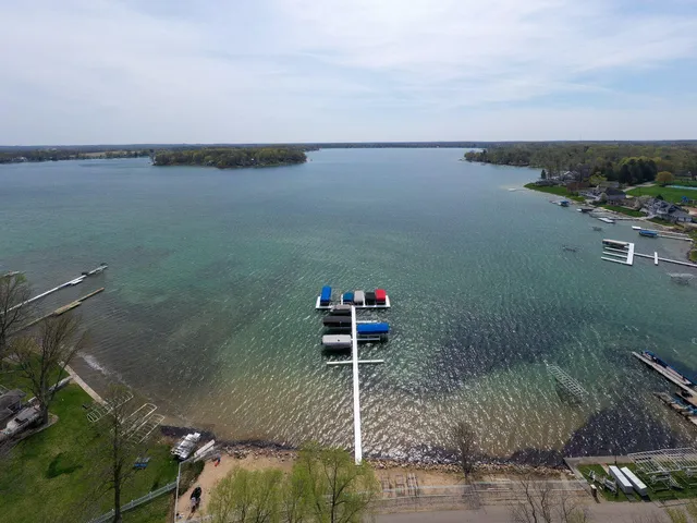 $44,000 | 1244 Diamond Harbor Court, Unit 14, Cassopolis, MI 49031