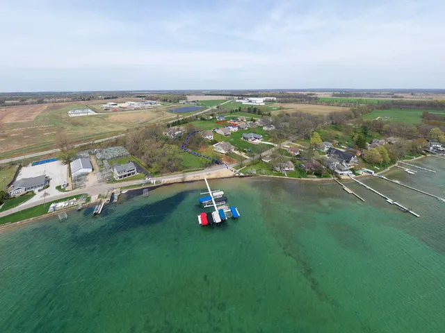 $44,000 | 1244 Diamond Harbor Court, Unit 14, Cassopolis, MI 49031