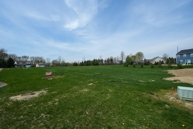 $44,000 | 1244 Diamond Harbor Court, Unit 14, Cassopolis, MI 49031