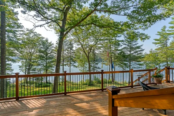 $2,250,000 | 44 Stone Point Lane, Boothbay, ME 04571