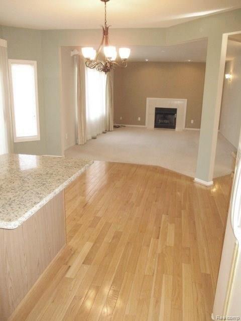 1625 Mackwood Road Rochester Hills, MI 48307 - Photo 7 of 40