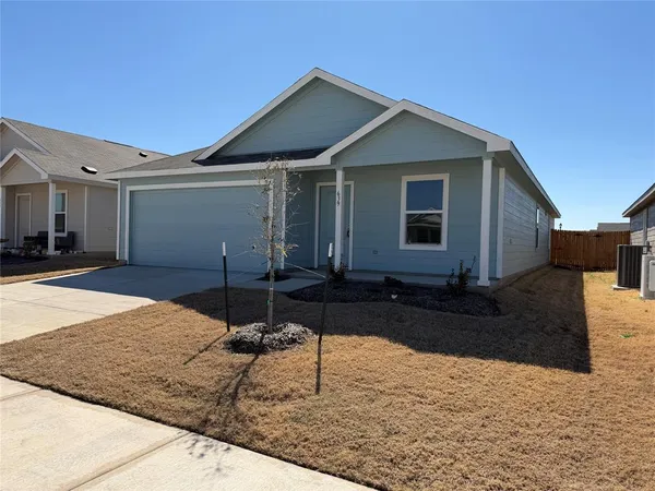 $2,200 | 639 Montclair Avenue, Princeton, TX 75407