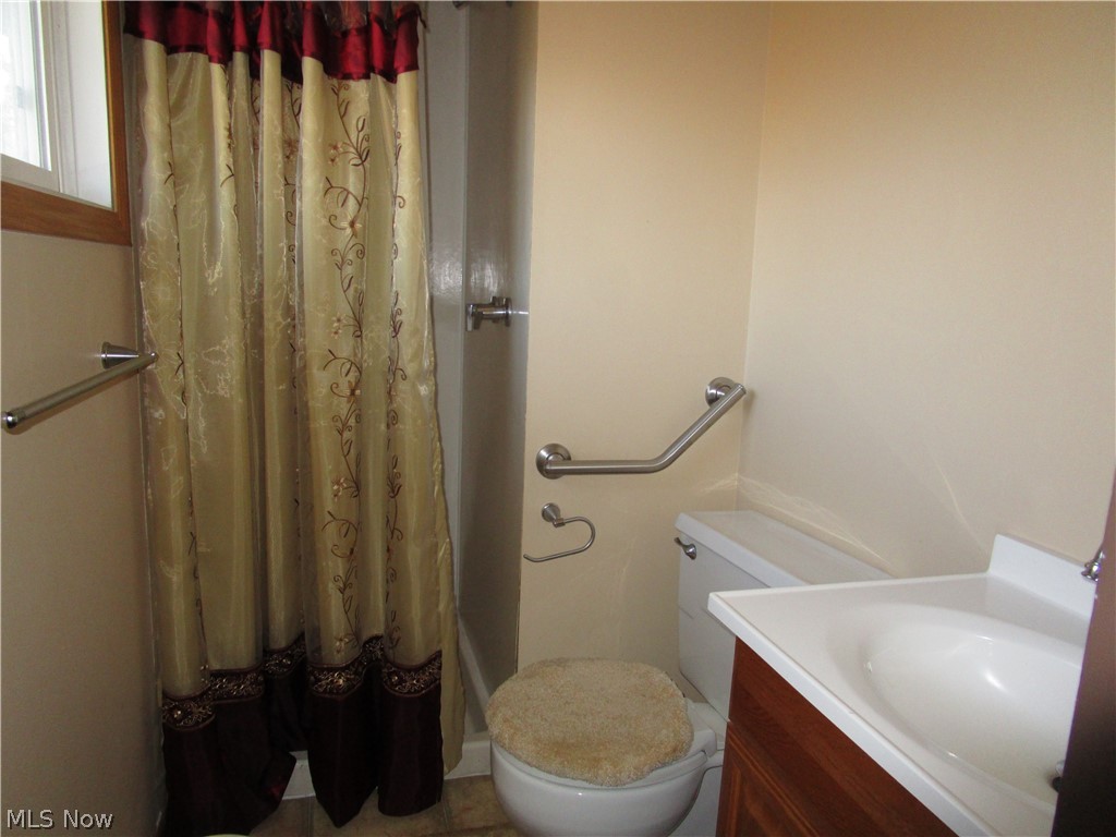 2221 Linton Road Jefferson, OH 44047 - Photo 10 of 12 Gallery Image 10