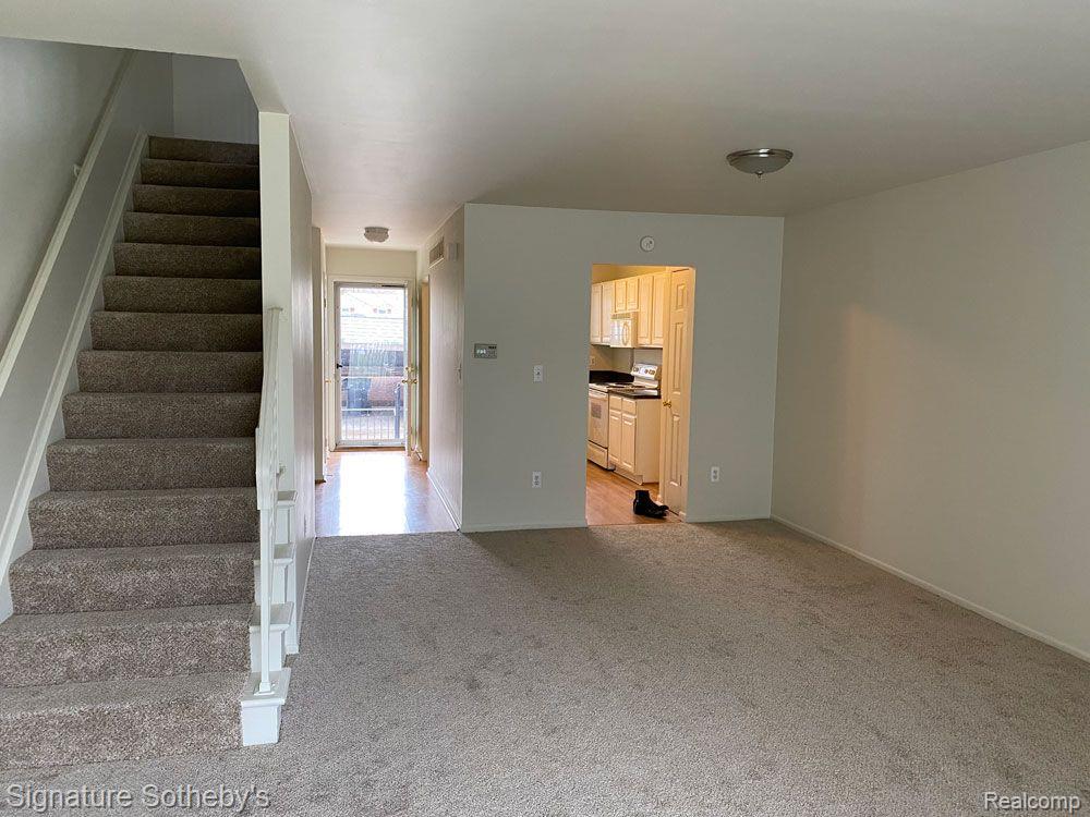 32264 West 12 Mile Road, Unit 26 Farmington, MI 48334 - Photo 7 of 19