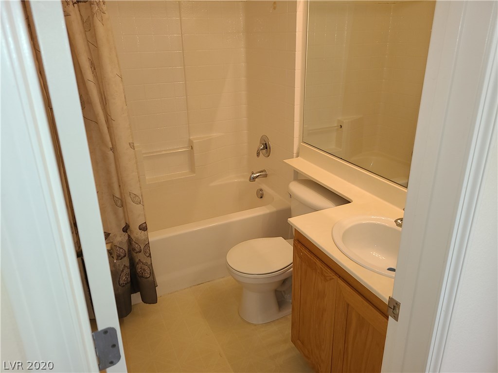 7305 Linaria Road Las Vegas, NV 89113 - Photo 15 of 22