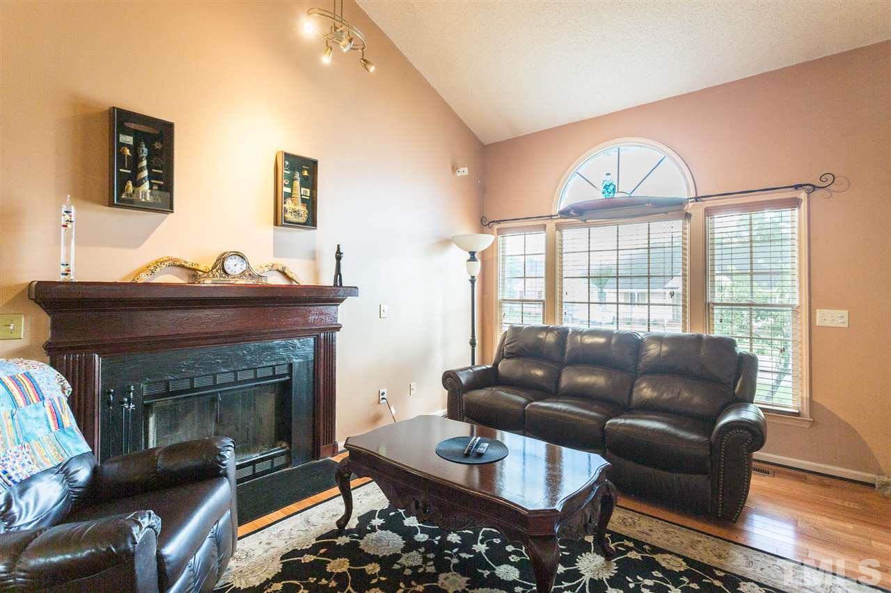 2217 Quail View Trail Raleigh, NC 27604 - Photo 4 of 29