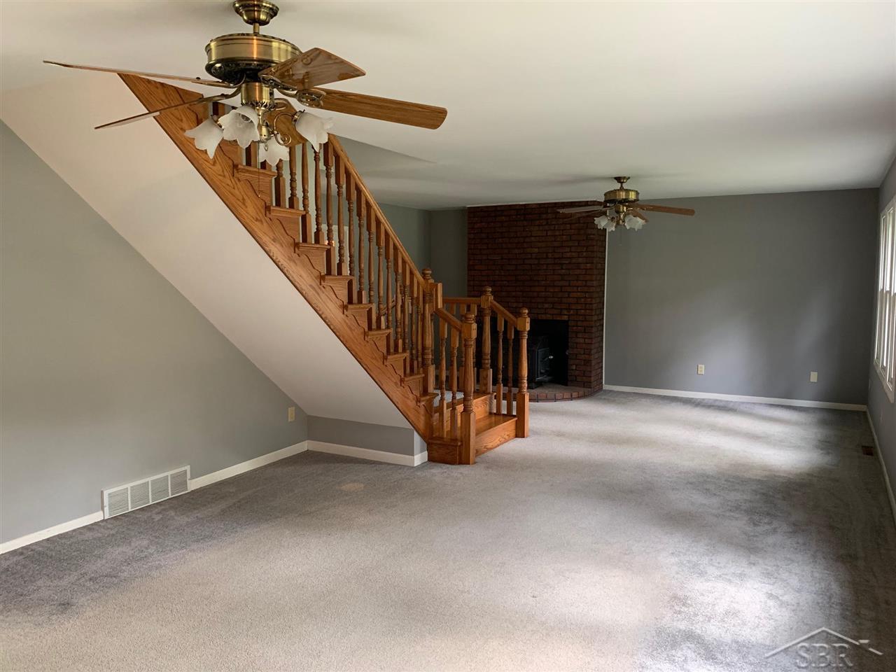 11180 Geddes Road Freeland, MI 48623 - Photo 4 of 27 31394706-3.JPG