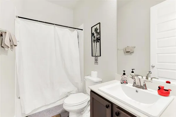 $2,800 | 1714 Vine Brook Road, Wylie, TX 75098