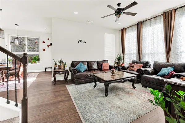 $2,800 | 1714 Vine Brook Road, Wylie, TX 75098