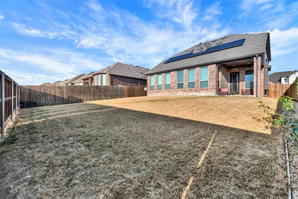 $2,800 | 1714 Vine Brook Road, Wylie, TX 75098