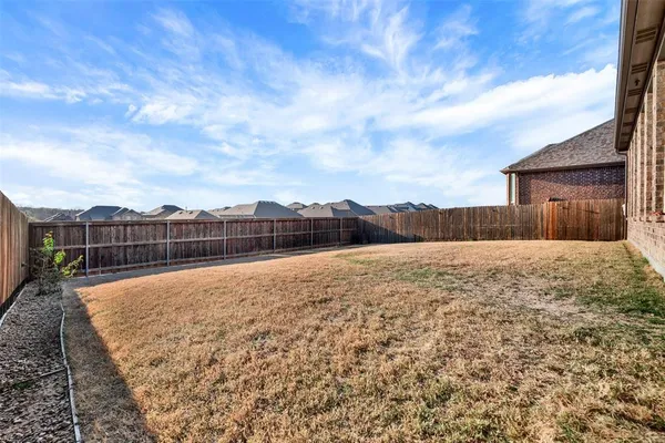 $2,800 | 1714 Vine Brook Road, Wylie, TX 75098