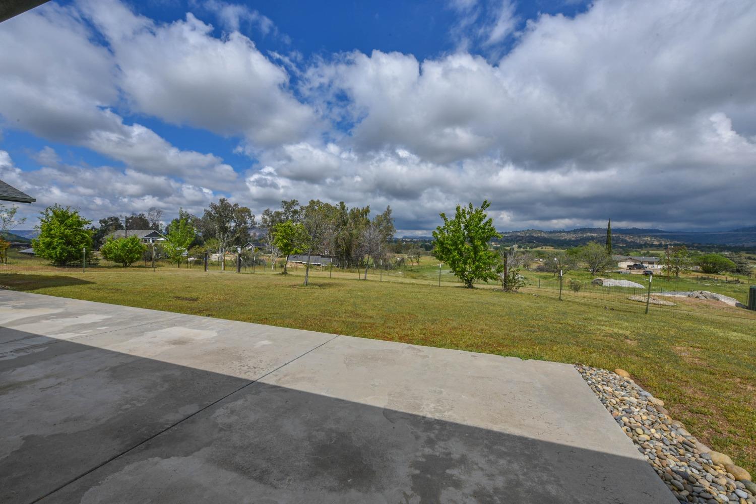20074 Nicholas Road Clovis, CA 93619 - Photo 34 of 40 Gallery Image 34
