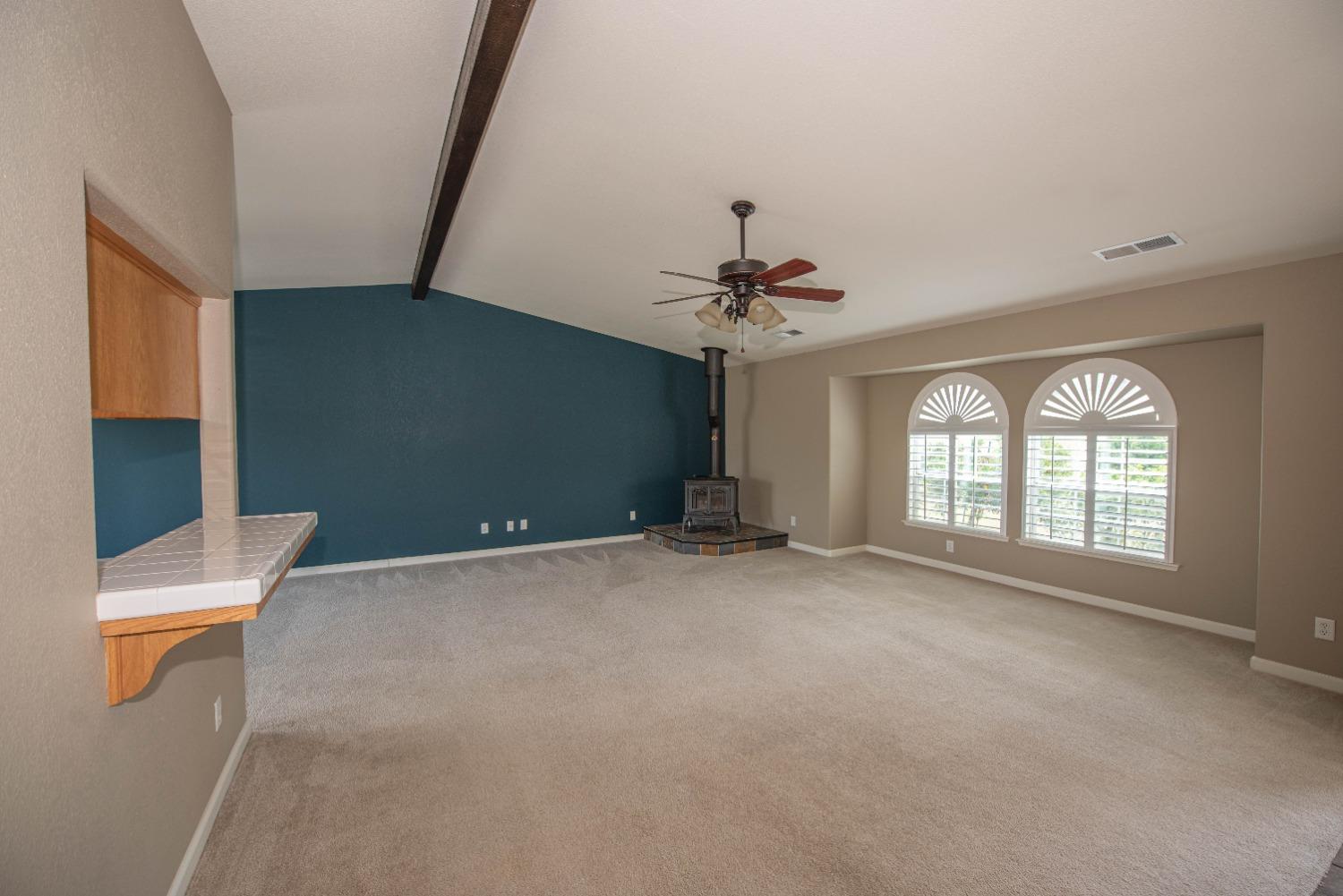 20074 Nicholas Road Clovis, CA 93619 - Photo 9 of 40 Gallery Image 9