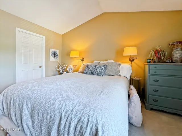 $249,900 | 4609 Foxwood Drive South, Clifton Park, NY 12065