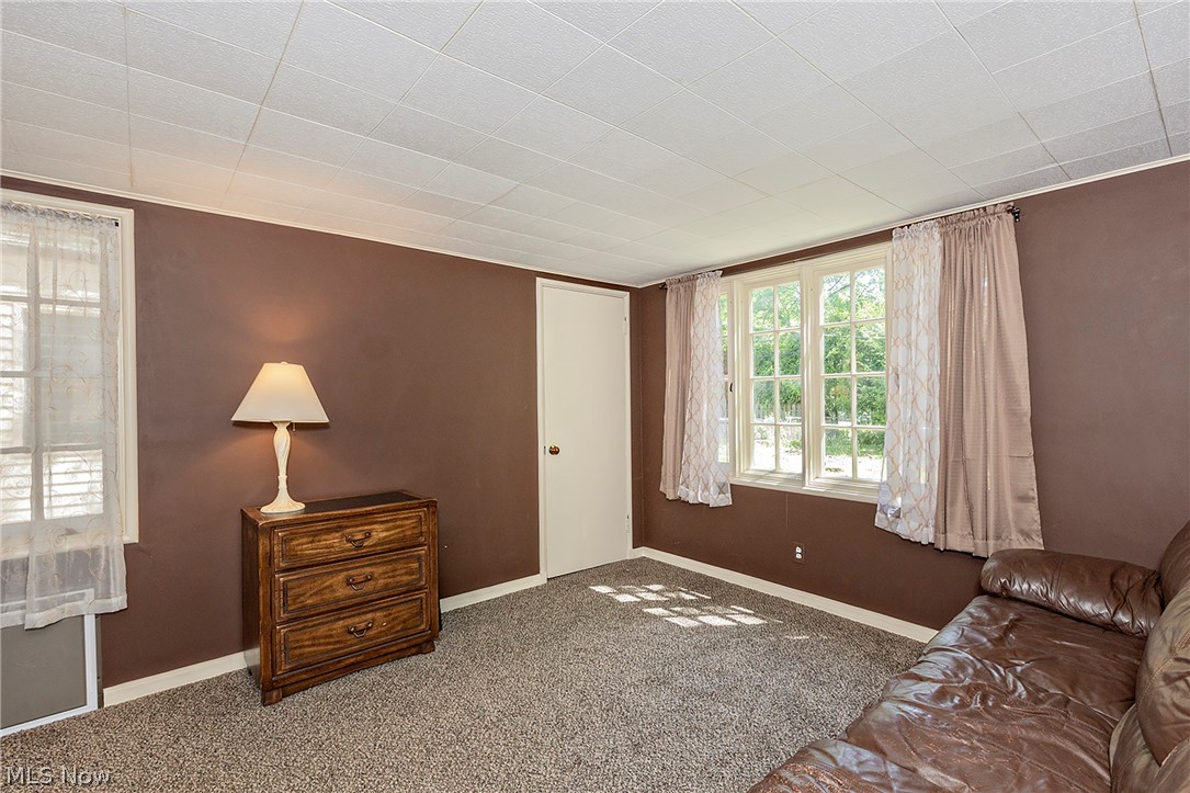 1761 Oakmount Road South Euclid, OH 44121 - Photo 15 of 33 1st floor master bedroom or office