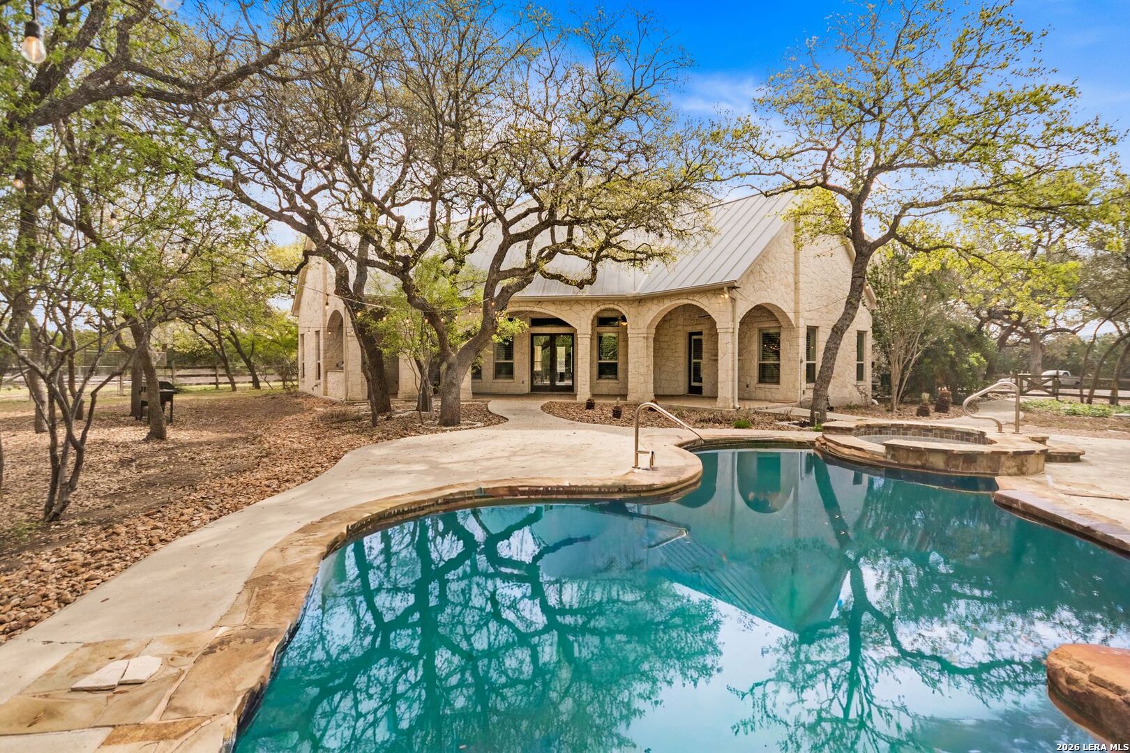 25815 Ralph Fair Road Boerne, TX 78015 - Photo 17 of 18