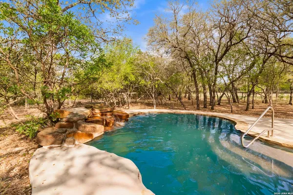 $4,500 | 25815 Ralph Fair Road, Boerne, TX 78015