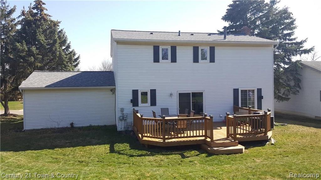76 Foxboro Drive Rochester Hills, MI 48309 - Photo 3 of 24