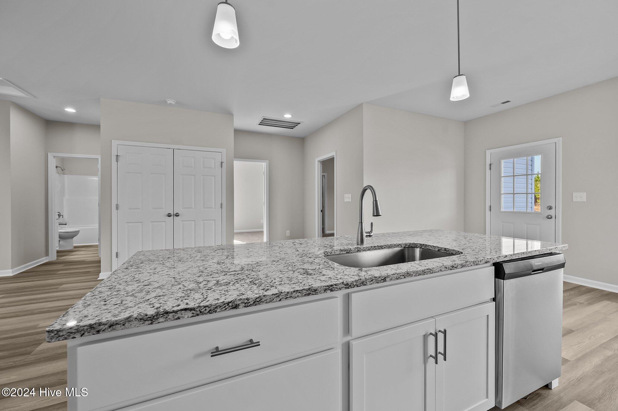 142 Padgett Road Maple Hill, NC 28454 - Photo 22 of 48 17-web-or-mls-_Z721322