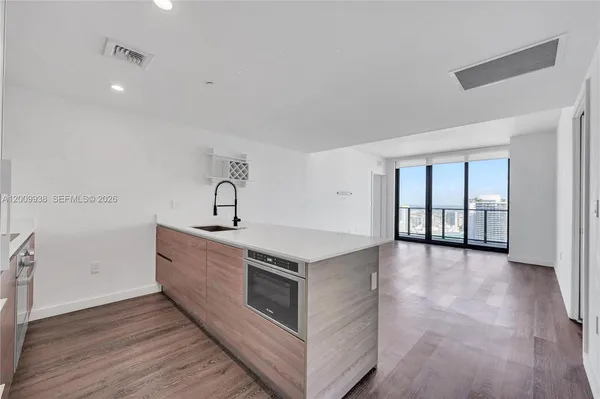 $739,000 | 1300 South Miami Avenue, Unit 4711, Miami, FL 33130