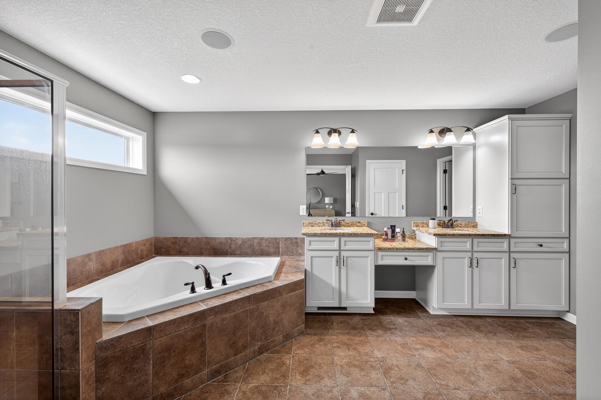 3671 Pointe Pass Northwest Prior Lake, MN 55372 - Photo 31 of 53