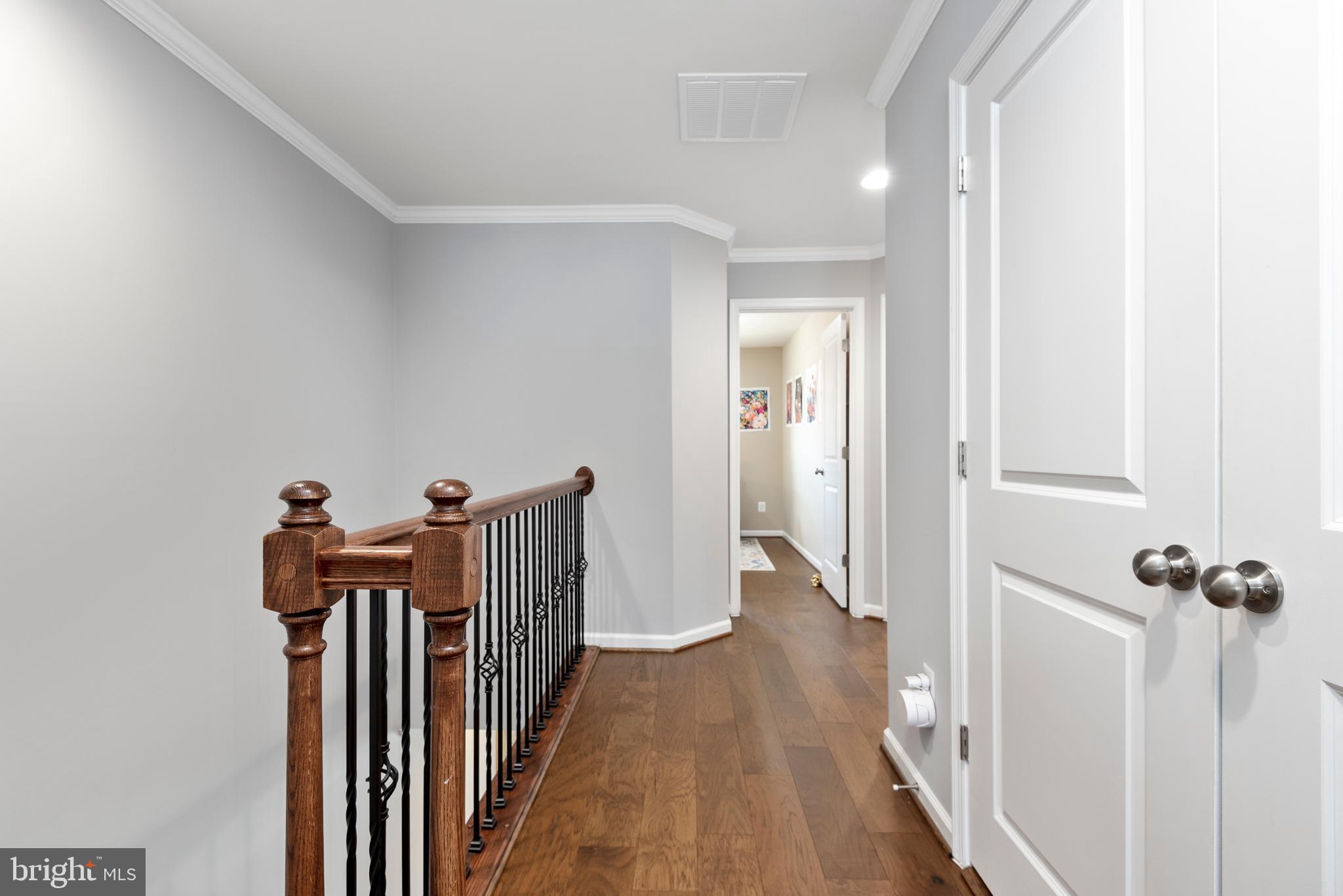 23395 Epperson Square Brambleton, VA 20148 - Photo 28 of 32 Upper Level