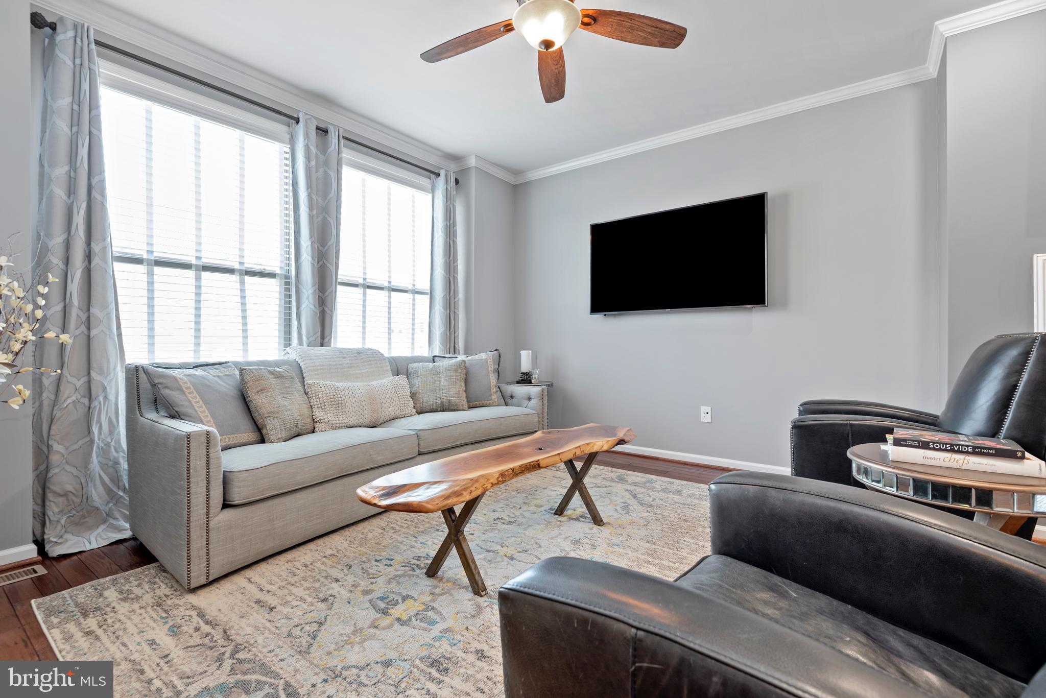 23395 Epperson Square Brambleton, VA 20148 - Photo 9 of 32 Main Level