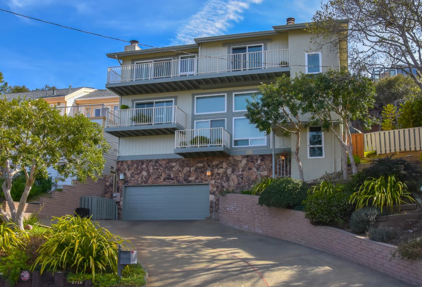 2716 Sequoia Way Belmont, CA 94002 - Photo 4 of 50