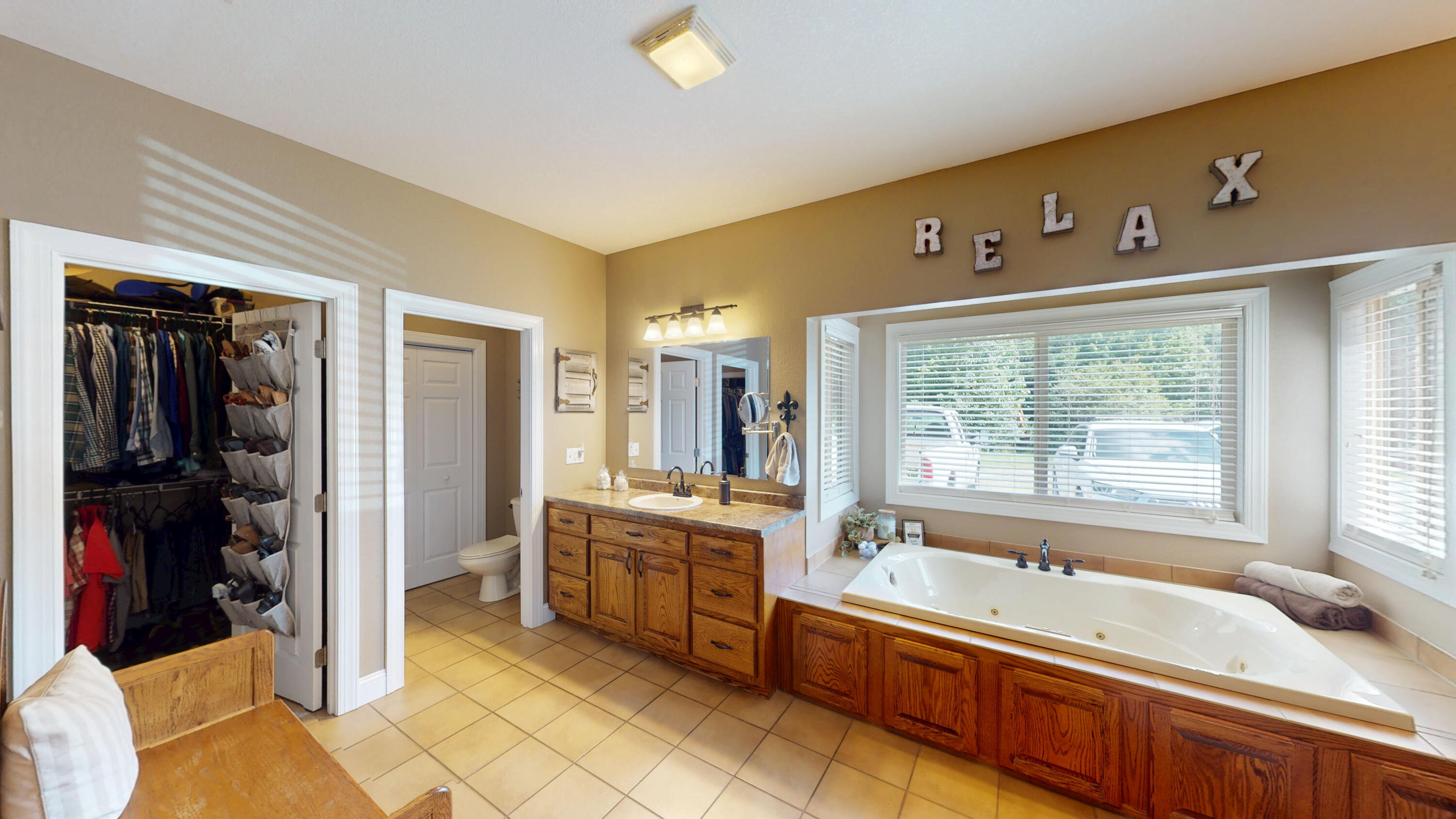 299 Boxwood Lane Dayton, TN 37321 - Photo 19 of 53 17-Master Bathroom 1