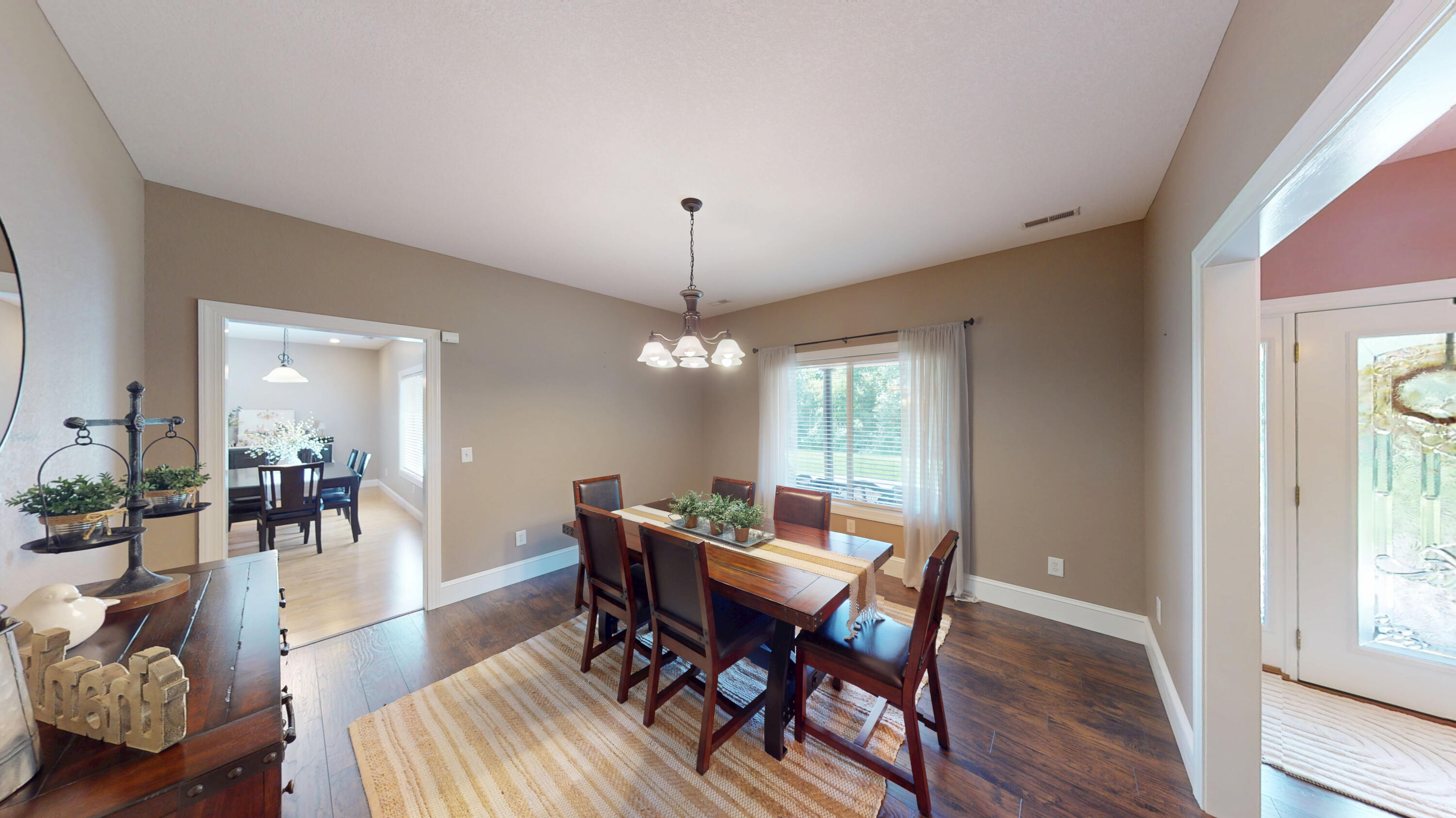 299 Boxwood Lane Dayton, TN 37321 - Photo 5 of 53 5-Dining Room 1