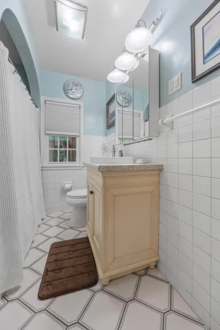 $390,500 | 1439 10th Street South, Fargo, ND 58103