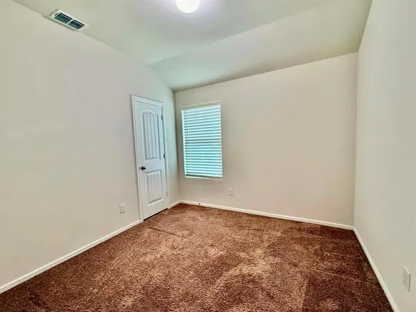 $2,400 | 729 Ben Lake Trail, Fort Worth, TX 76120