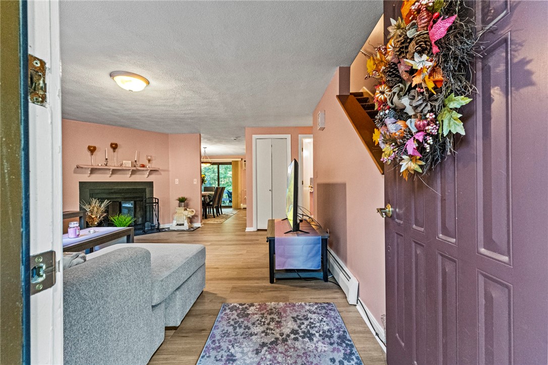 48 Pheasant Run, Unit A Smithfield, RI 02917 - Photo 3 of 23