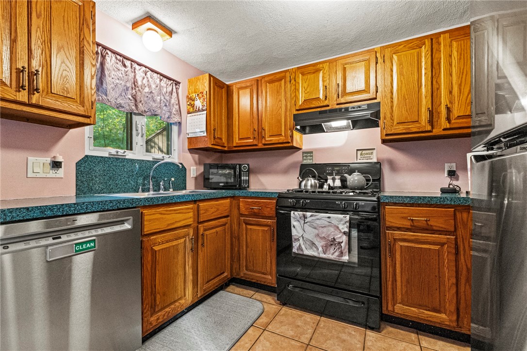 48 Pheasant Run, Unit A Smithfield, RI 02917 - Photo 10 of 23