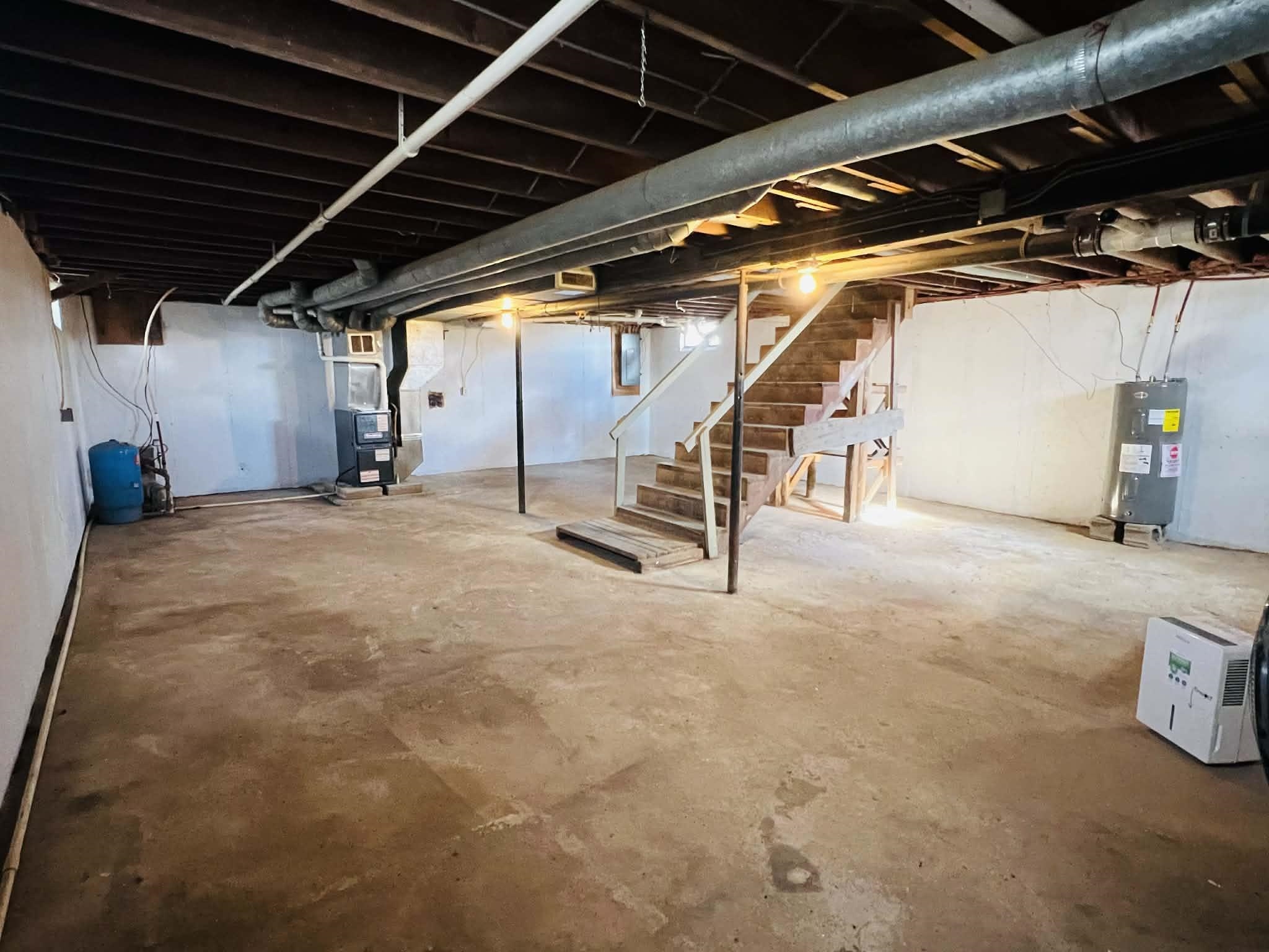 1625 South County Divide Road Pearl City, IL 61062 - Photo 26 of 30 a view of an empty room with a window