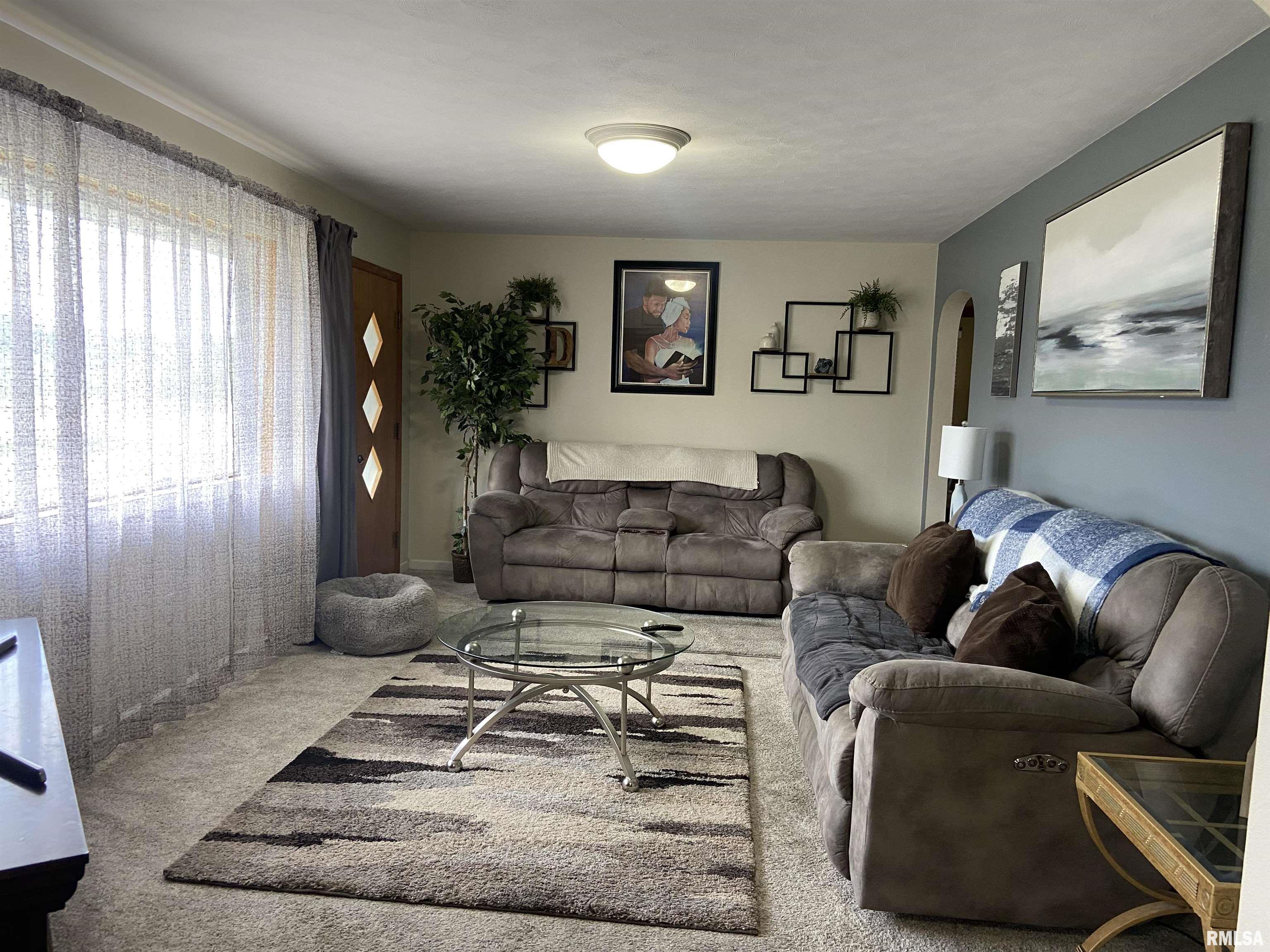 4436 Columbus Road Quincy, IL 62305 - Photo 8 of 32 Gallery Image 8