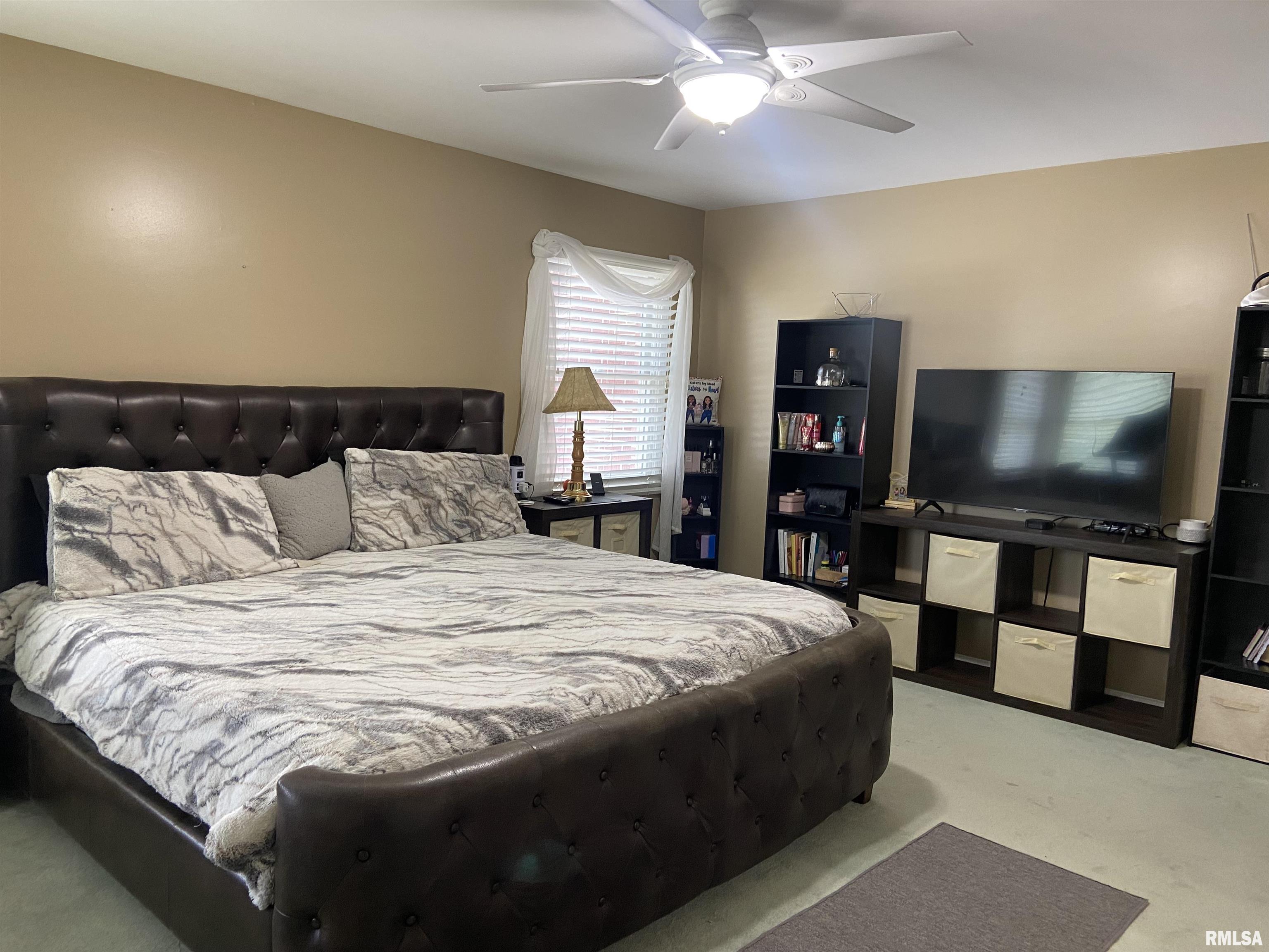 4436 Columbus Road Quincy, IL 62305 - Photo 10 of 32 Gallery Image 10
