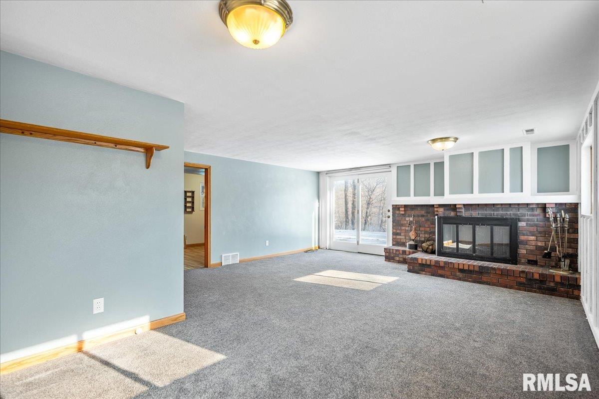 5103 West Airways Road Peoria, IL 61607 - Photo 17 of 44 Gallery Image 17